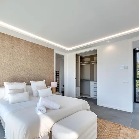 Vacation Marbella I Chic, Cutting-edge Amenities, Private Heated Infinity Pool, Golf Front Location, Cinema Вилла *