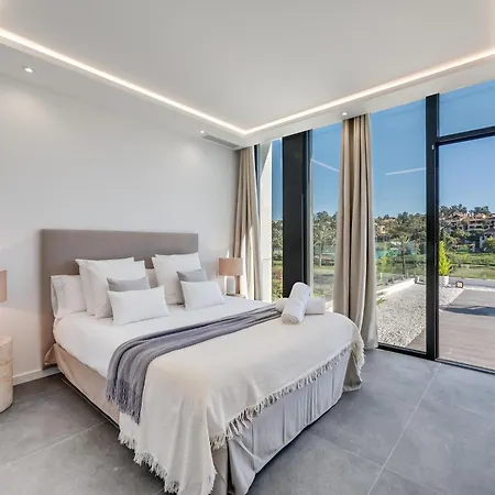 Vacation Marbella I Chic, Cutting-edge Amenities, Private Heated Infinity Pool, Golf Front Location, Cinema Вилла *